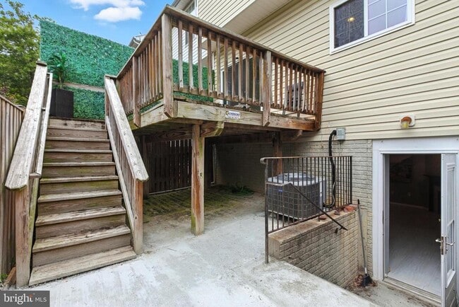 Building Photo - 15507 Pocopson Creek Way