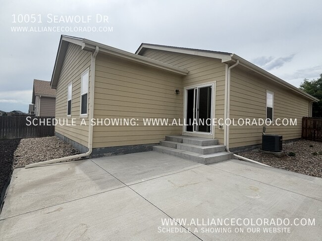 Building Photo - 10051 Seawolf Dr