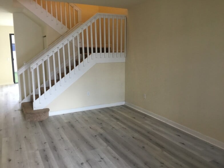 2023 photos as reference - 3370 W 90th St