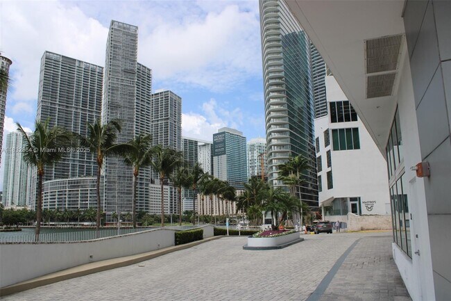 Building Photo - 325 S Biscayne Blvd
