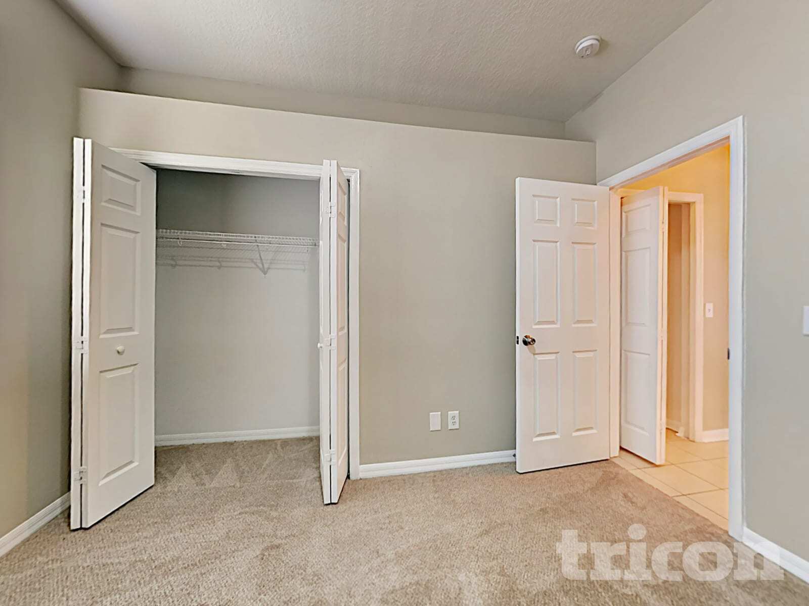 Building Photo - 11723 Grove Arcade Dr