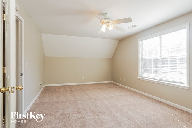 Building Photo - 623 Shelby Forest Trail