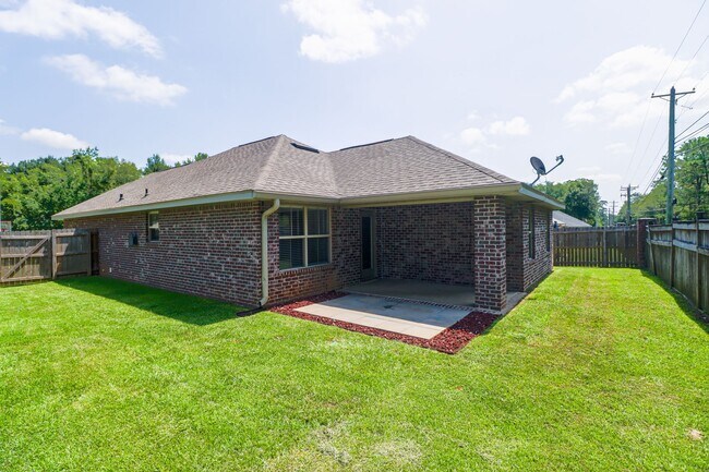 Building Photo - 16509 Lexington Ct
