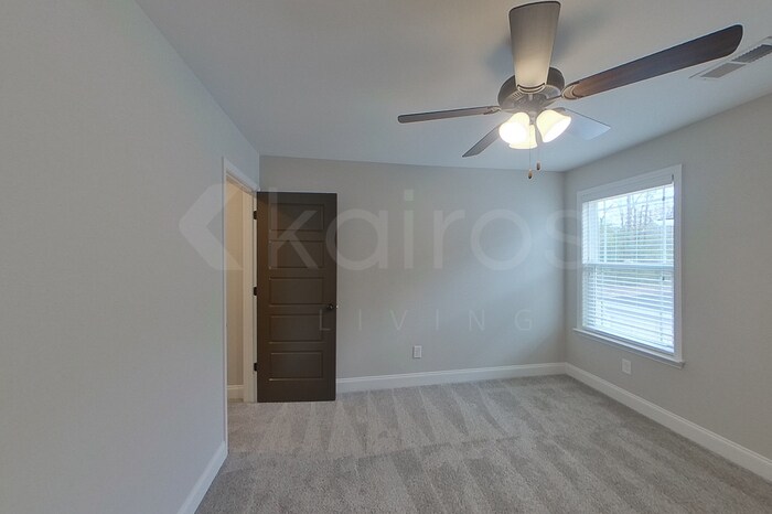 Building Photo - 162 Allentown Wy