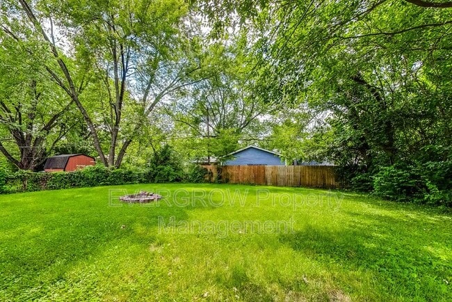 Building Photo - 3962 Strathmore Dr