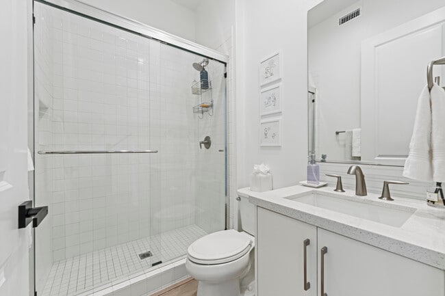 Building Photo - 20847 Acorn Cir