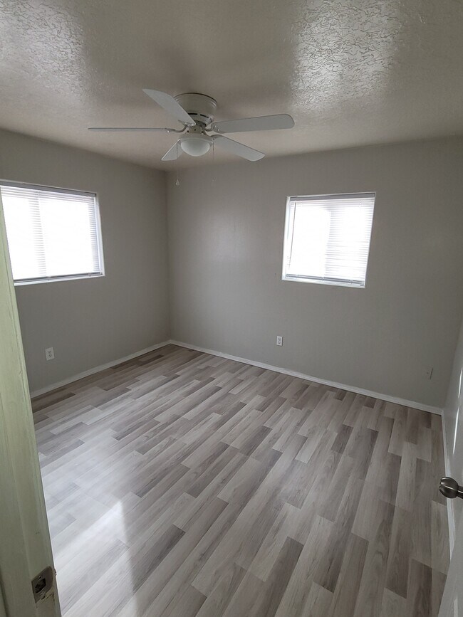 2nd Bedroom - 5321 Indian School Rd NE