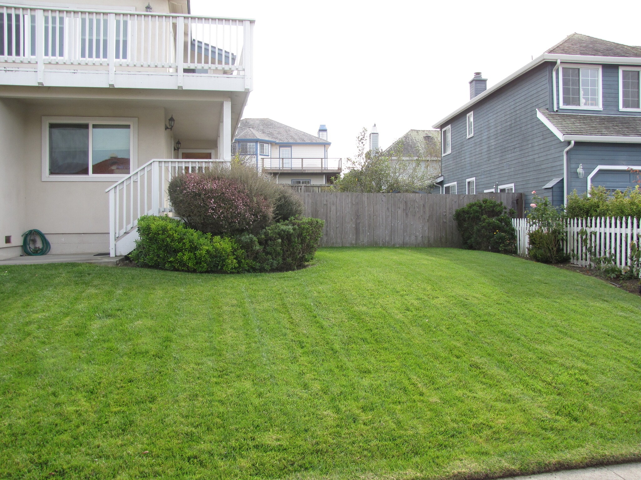 Building Photo - 633 Silver Ave