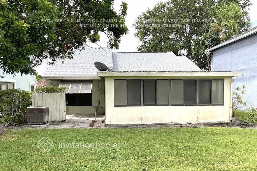 Building Photo - 5741 Northpointe Ln