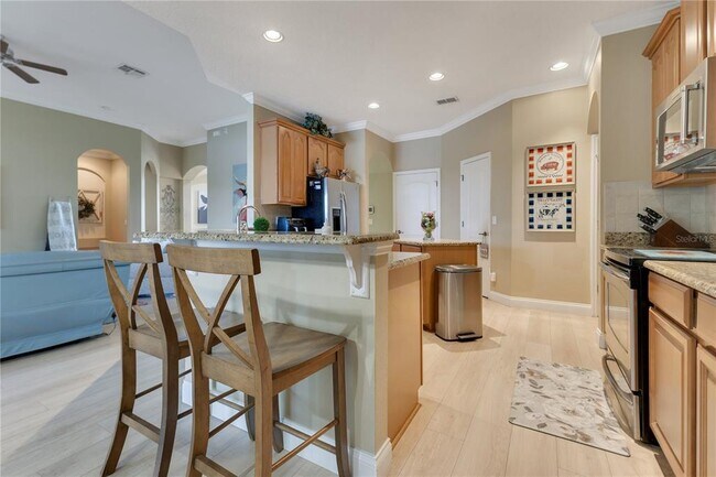 Building Photo - 16313 Birchwood Way