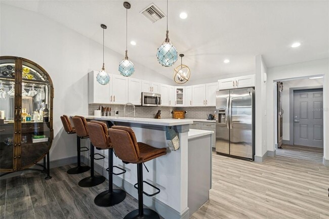 Building Photo - 292 Sunlit Cove Dr NE