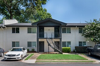 Building Photo - Commons of East Lake