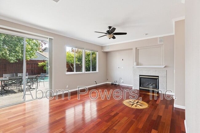 Building Photo - 1126 Halidon Way