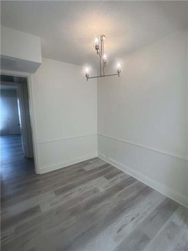 Building Photo - 3320 N Arnoult Rd