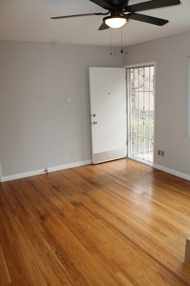 Building Photo - 445 E Providencia Ave