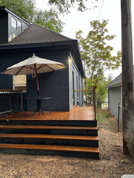 Building Photo - 553 E 700 S
