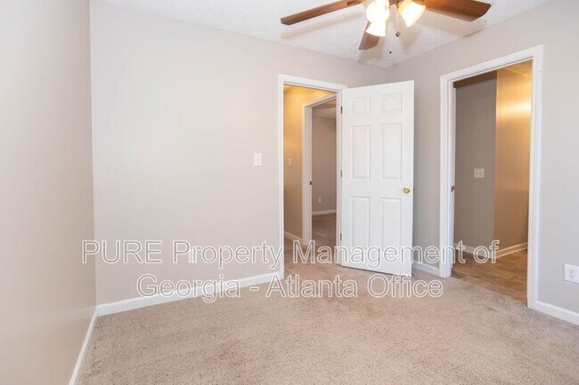 Building Photo - 4303 Brighton Way NW