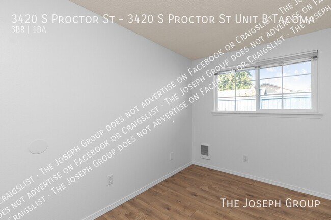 Building Photo - 3420 S Proctor St