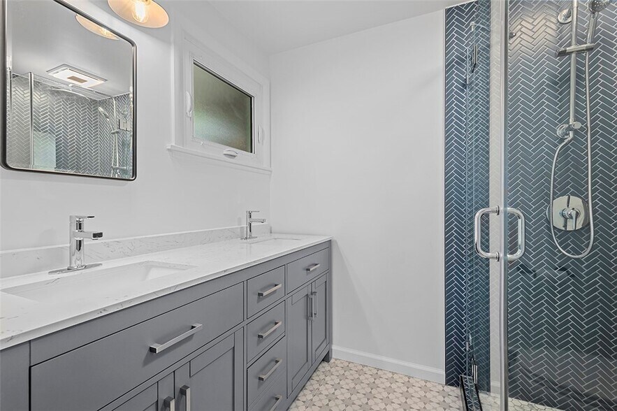 Building Photo - 1140 Folkstone Dr