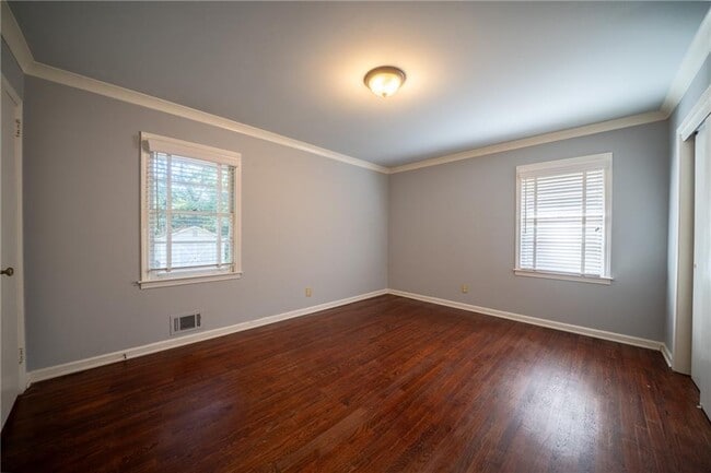 Building Photo - 1501 Diamond Head Dr