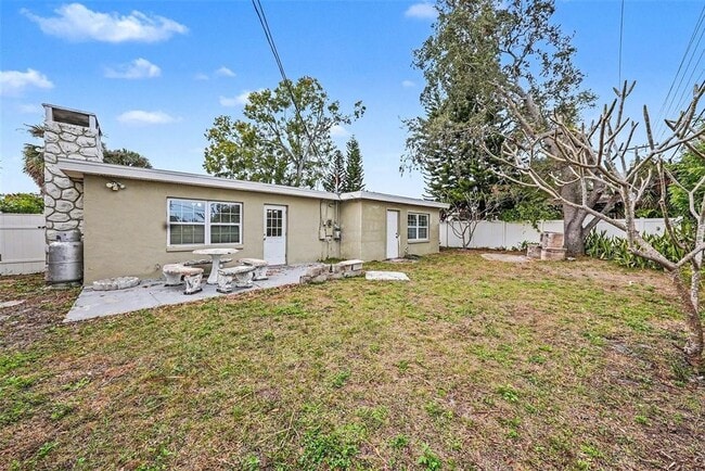 Building Photo - 4727 Eldorado Dr