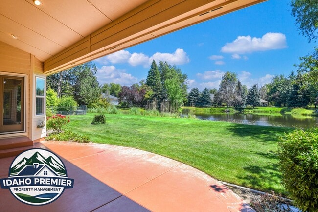 Building Photo - 481 E Trailside Dr