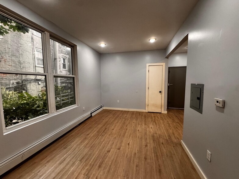 Building Photo - 174 Van Nostrand Ave