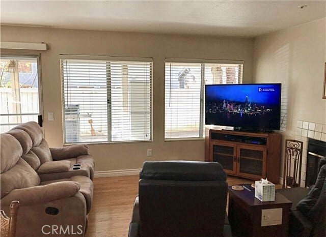 Building Photo - 8012 Lomas Ct