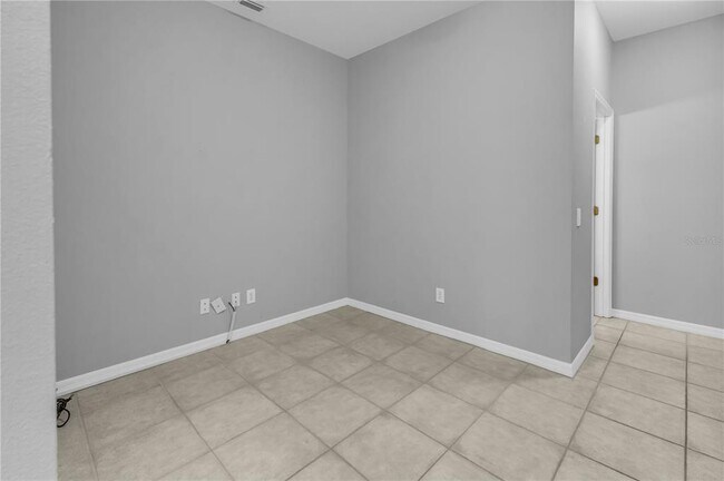 Building Photo - 721 Stonecrest Dr