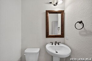 Building Photo - 9003 Quail Gate