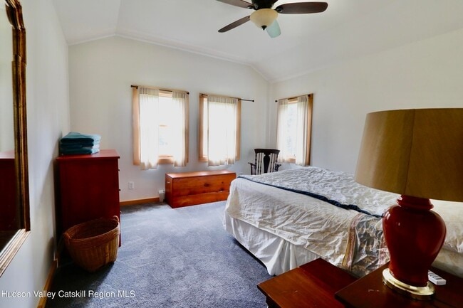 Building Photo - 259 John Joy Rd