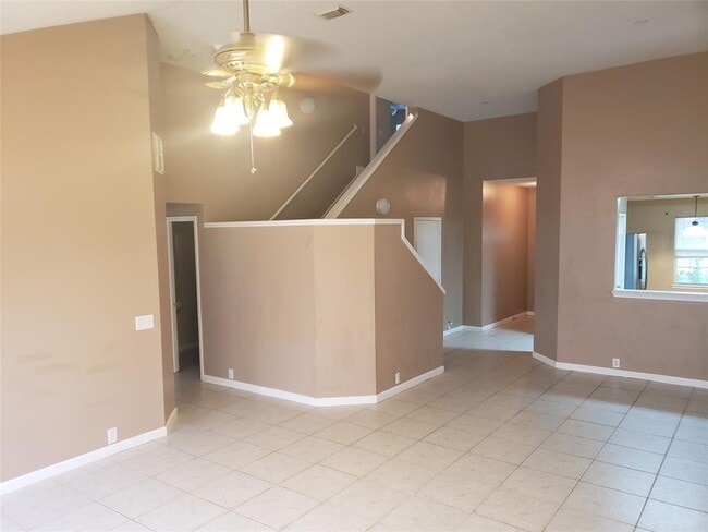Building Photo - 15003 Sugar Sands Dr