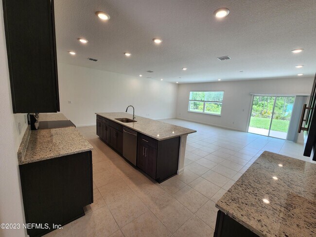 Building Photo - 3256 Crocus Ln