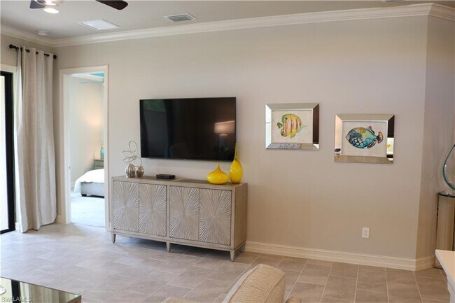 Building Photo - 8321 Venetian Pointe Dr