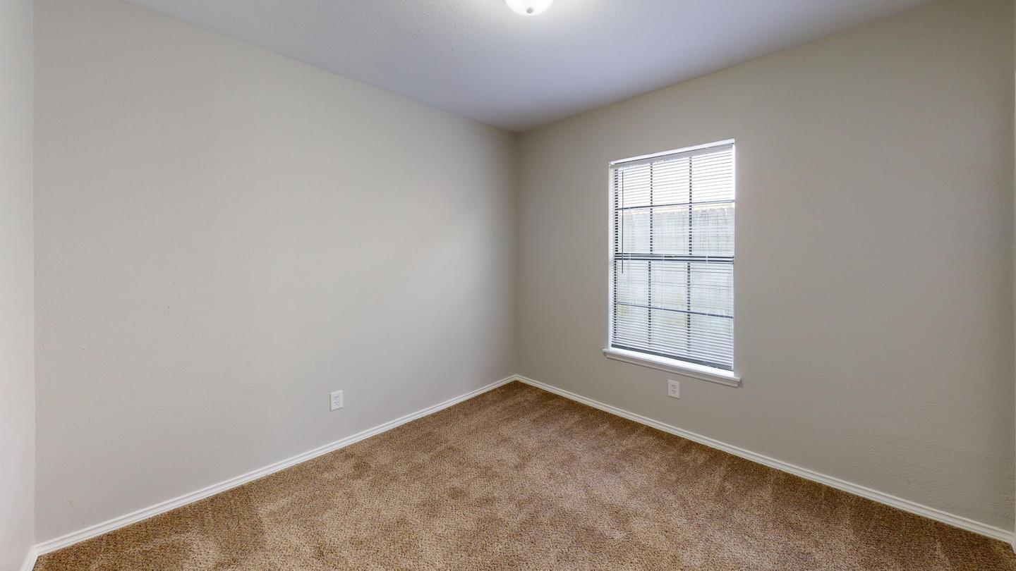 Building Photo - 5510 Heathercrest Dr