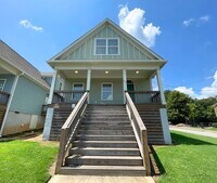 Building Photo - PRE-LEASING FOR AUGUST 9TH, 2026!