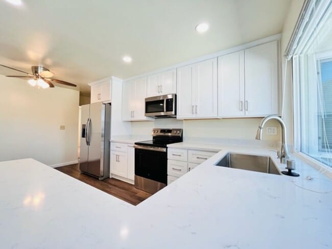 Building Photo - Move-In Ready 4BD/2BA Single Story, Ranch-...