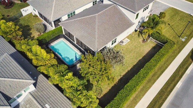 Building Photo - 13185 Mount Columbia Terrace