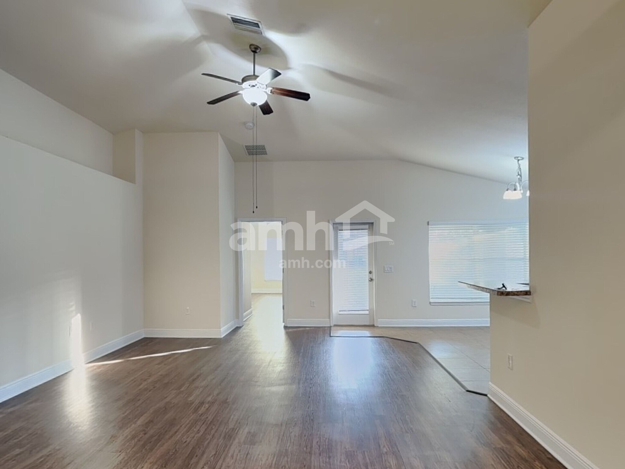 Building Photo - 10710 Standing Stone Dr