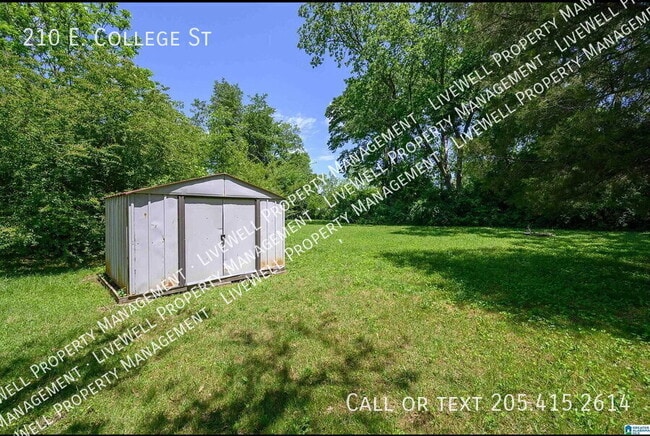 Building Photo - 210 E College St