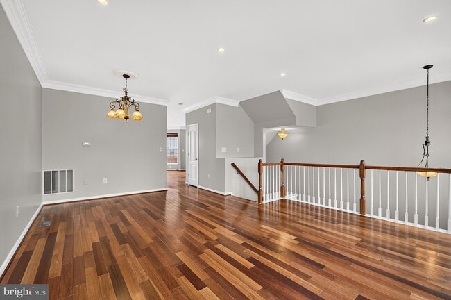 Building Photo - 6805 Oregano Ln