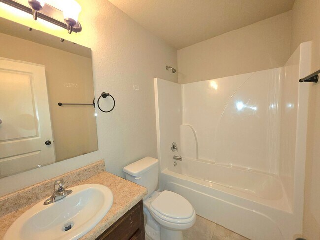 Building Photo - 6159 Winchester Cir