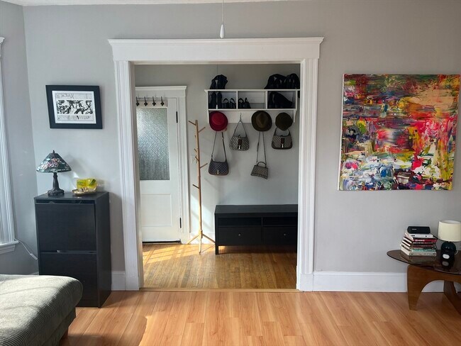 Building Photo - 15 Parkton Rd