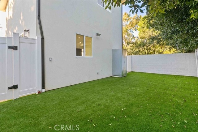 Building Photo - 6846 Cedros Ave