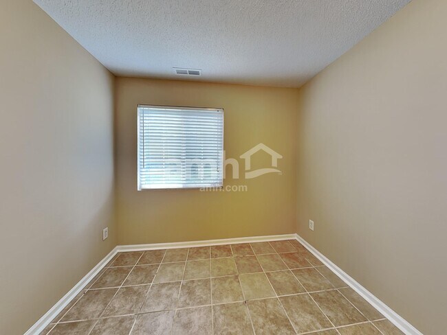 Building Photo - 5710 Waterpoint Dr