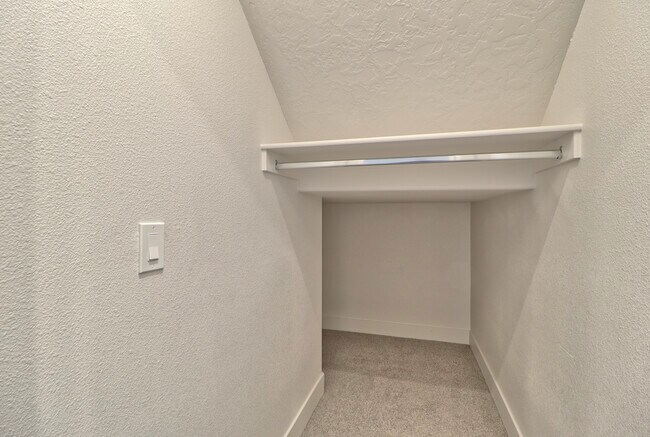 Building Photo - 5397 S Perlite Ave