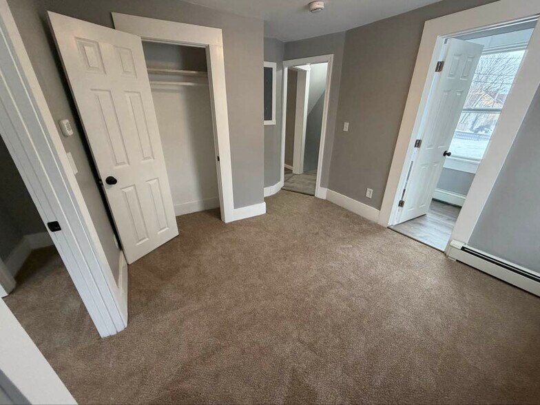 Building Photo - 2 Monteleone Pl