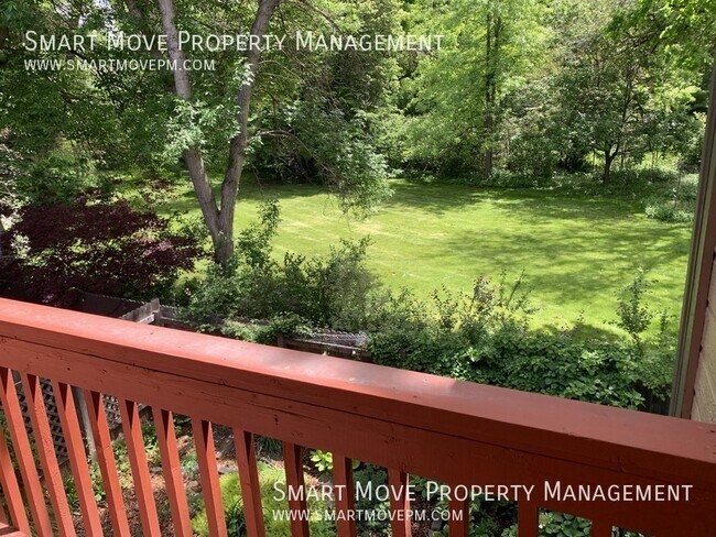 Building Photo - 222 Straughan-