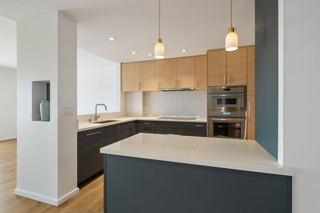 Building Photo - 999 Wilder Ave