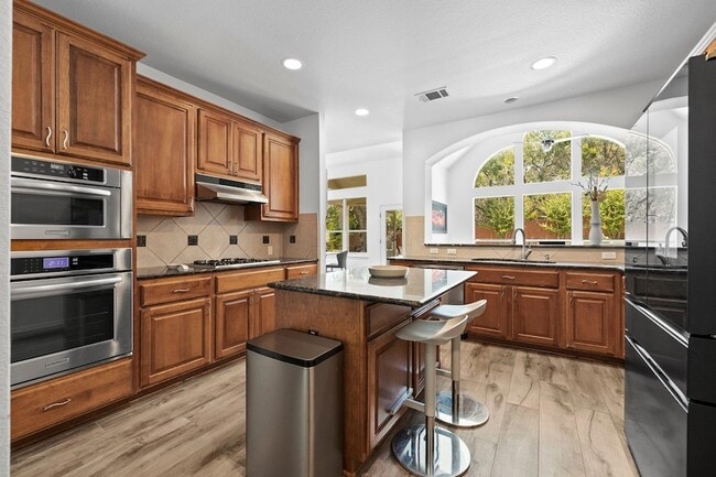 Building Photo - 2809 Rio Mesa Dr
